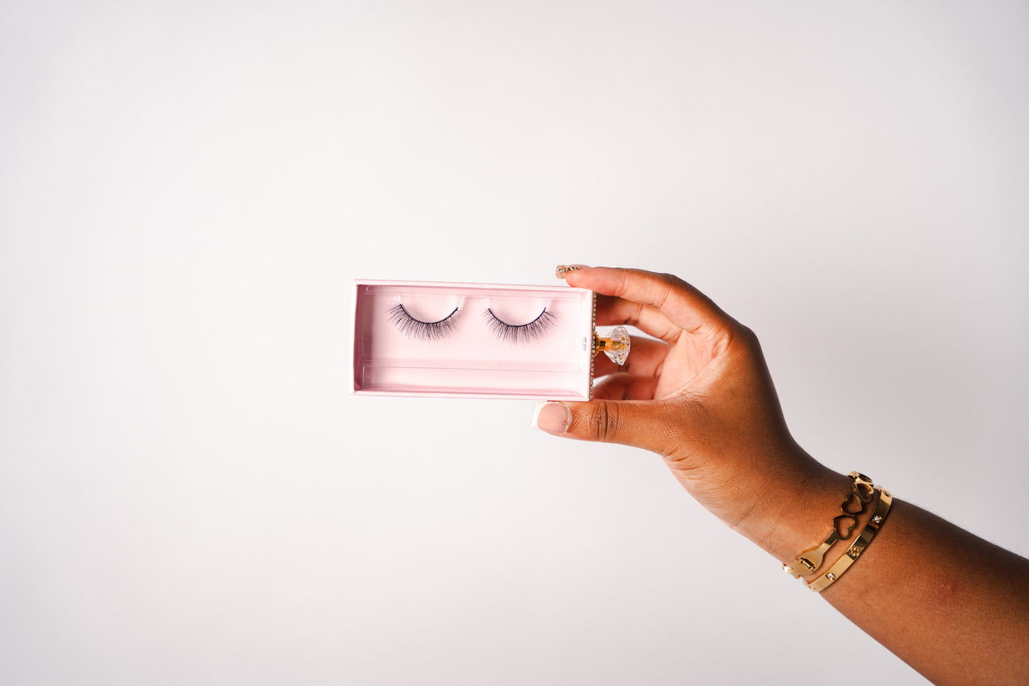 'Classy' strip lashes